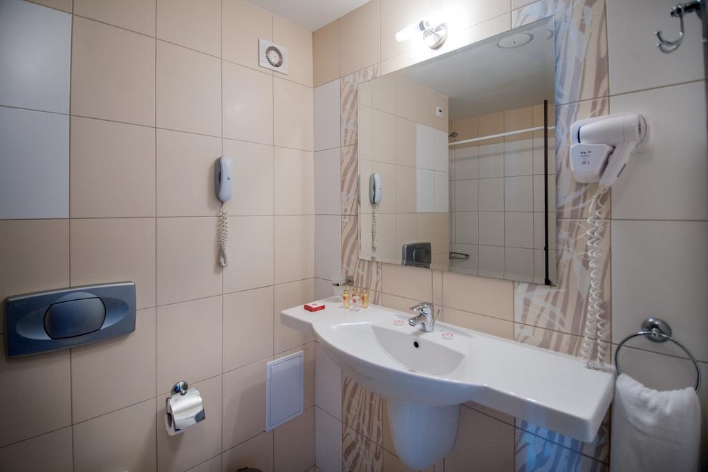 צרבו Hermes Club Hotel חדר תמונה